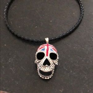 Necklace with leather choker